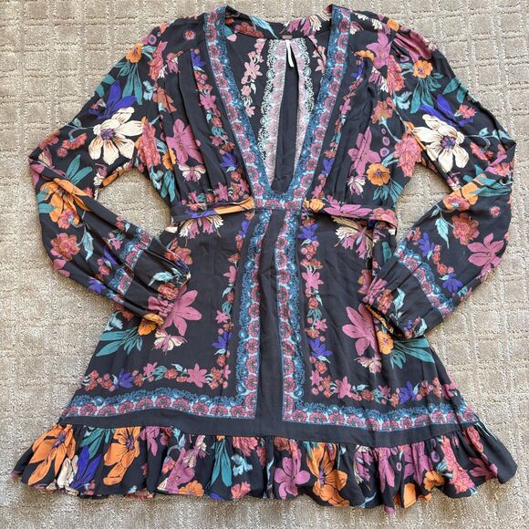 Floral V-Neck Long Sleeve Dress - Picture 2 of 11